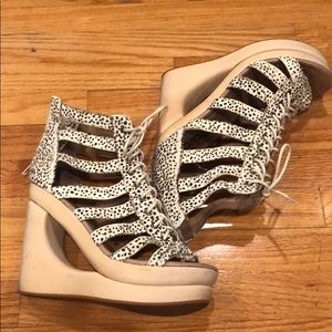 Jeffrey Campbell Women’s wedges size 8M.